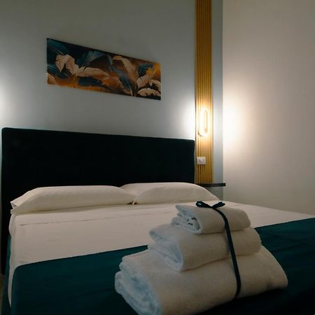 La Reggia Della Duchesca Hotel Наполи Екстериор снимка