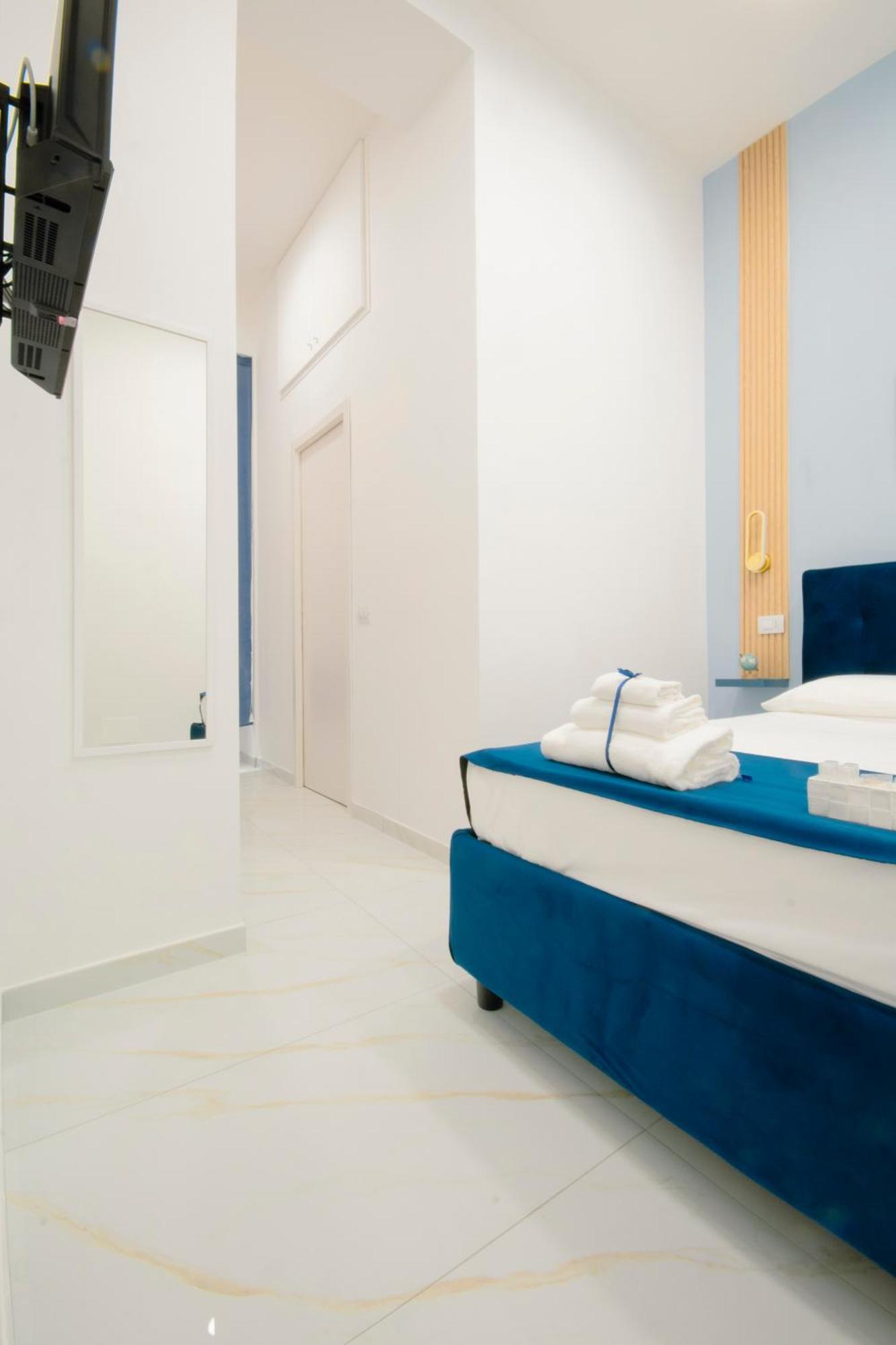 La Reggia Della Duchesca Hotel Наполи Екстериор снимка