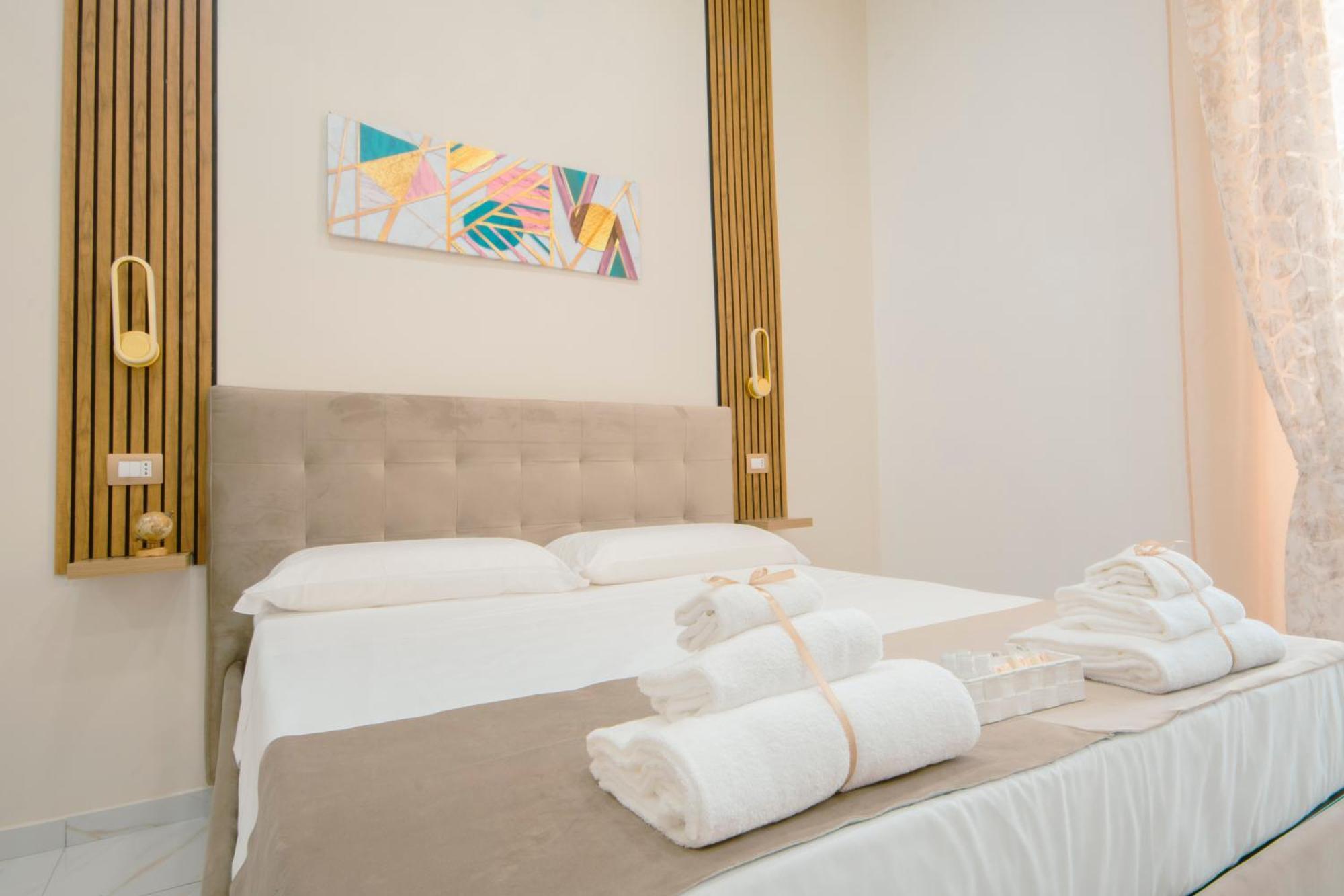 La Reggia Della Duchesca Hotel Наполи Екстериор снимка